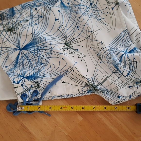 Oakley Shorts  size 10 - Picture 10 of 13